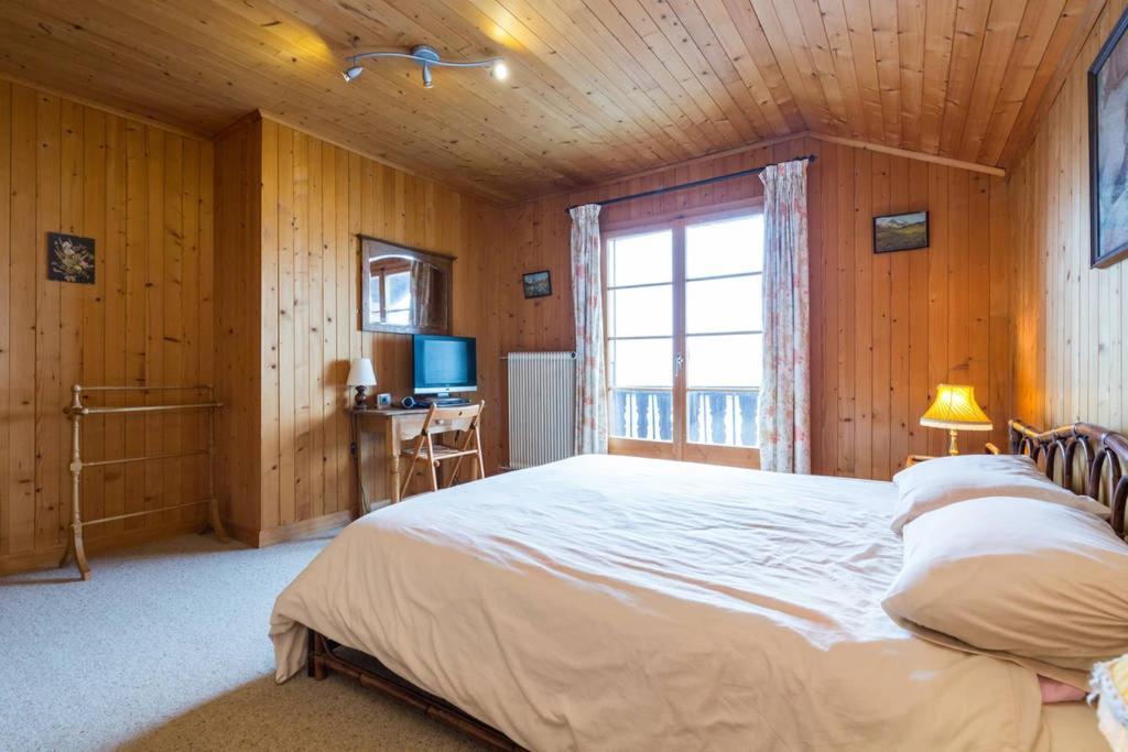 Chalet Traditionnel Avec Jacuzzi Exterieur Bex Exterior photo